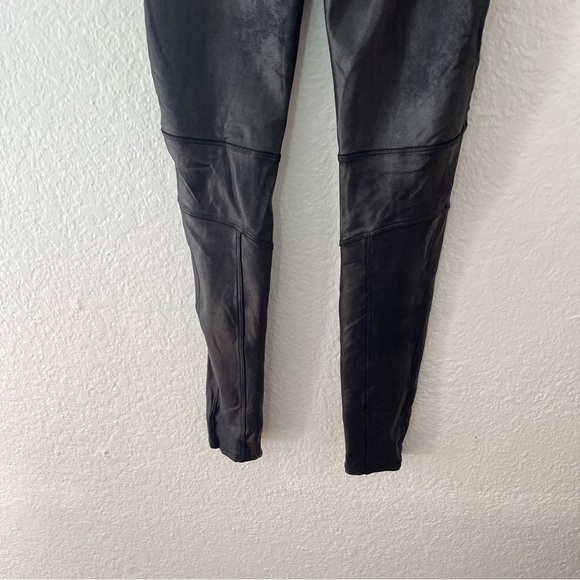 Spanx Faux Leather Moto Leggings Black Size Small - Picture 8 of 11